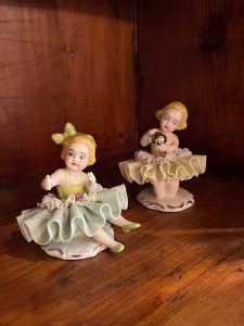 Figuren aus Porzellan - Kinder